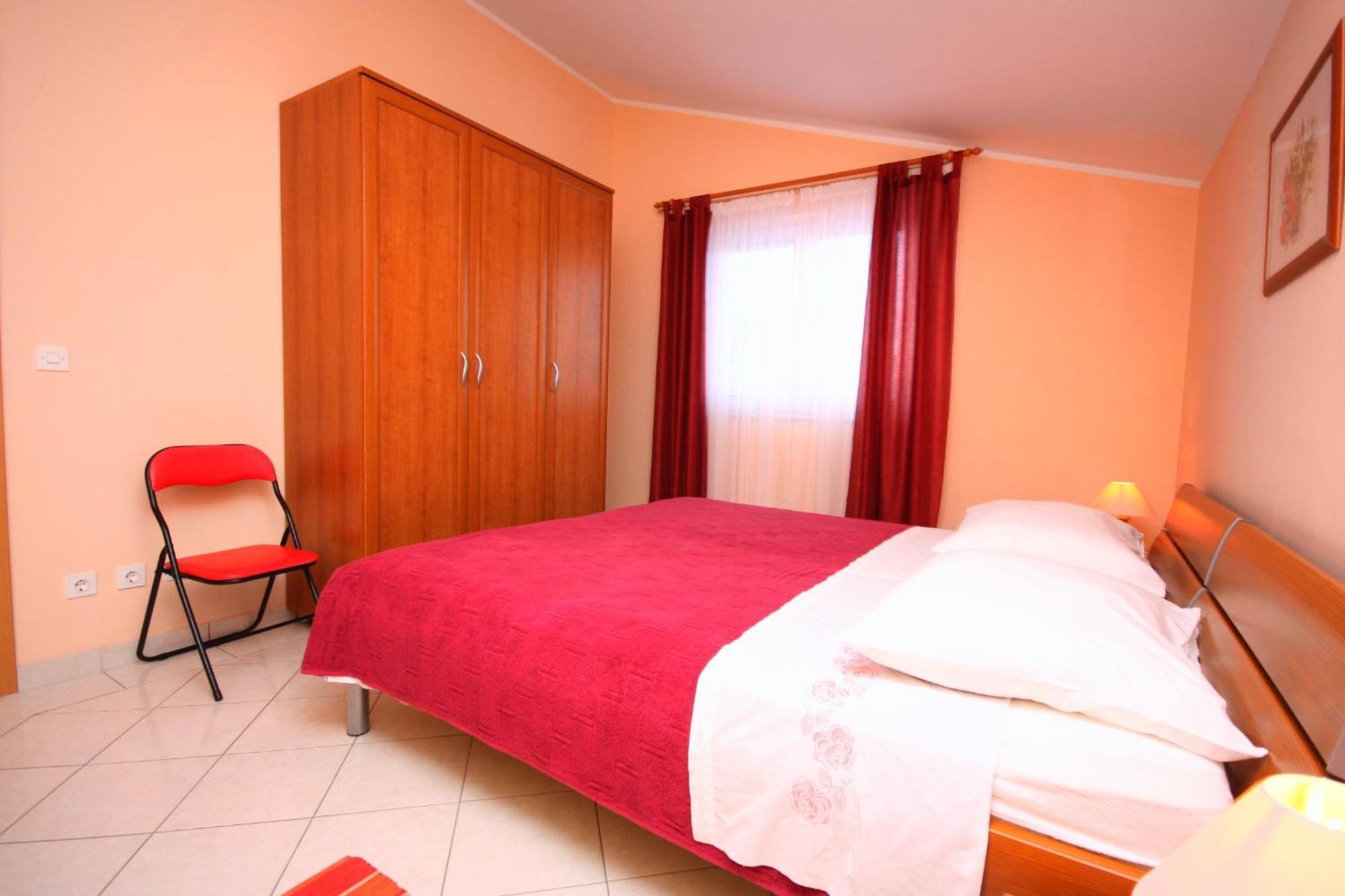 Apartments By The Sea Vinisce, Trogir - 5229 Ruang foto
